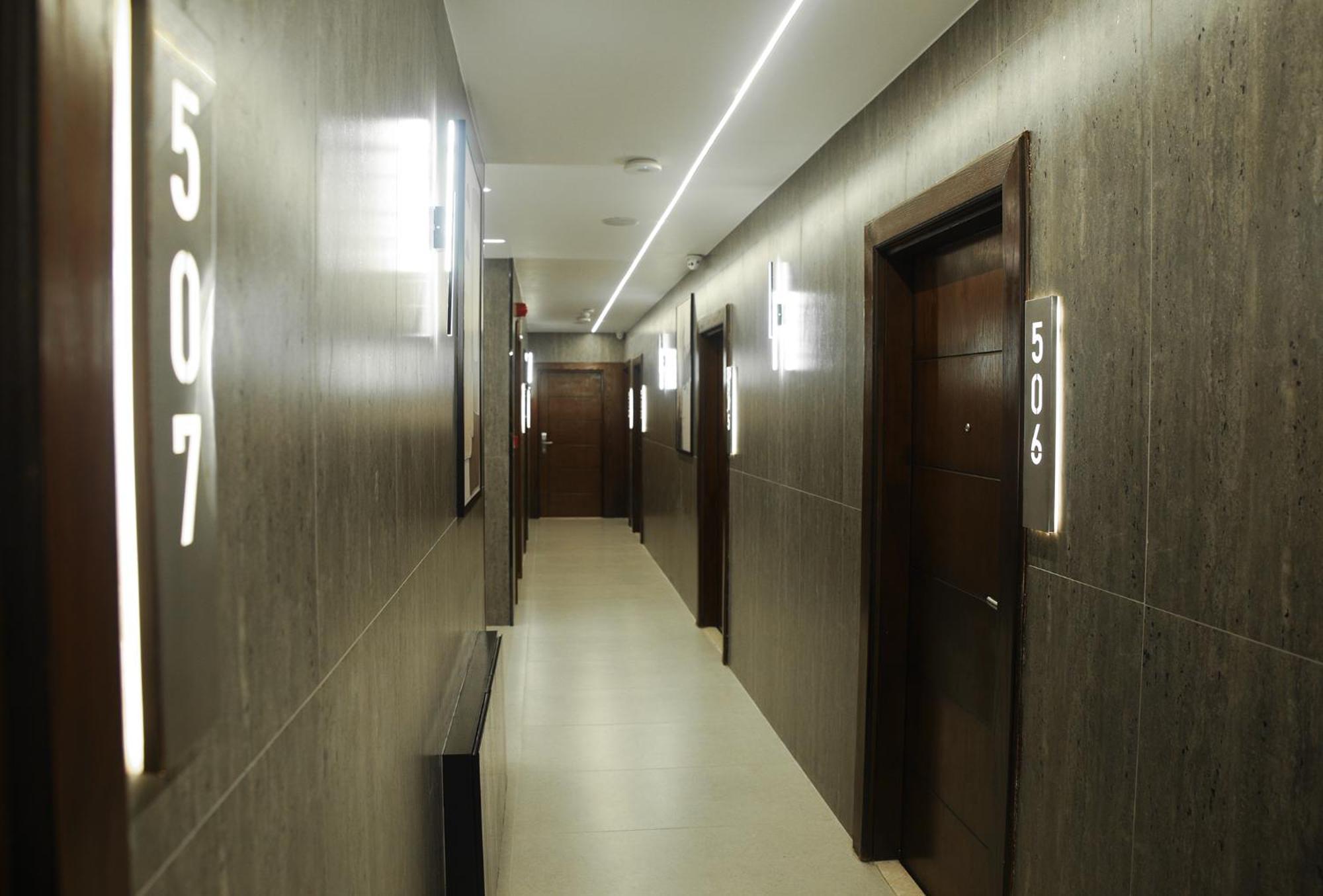 Spark Plaza Hotel Amman Exterior photo