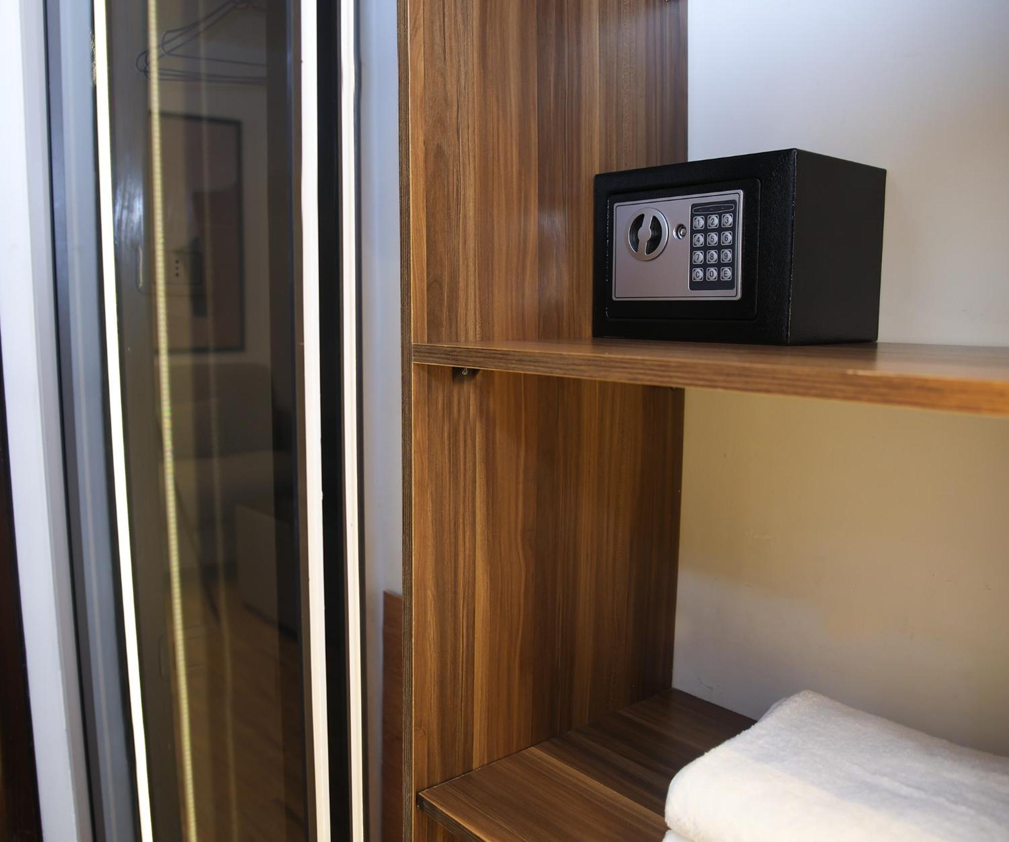 Spark Plaza Hotel Amman Exterior photo